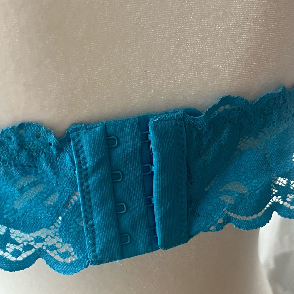 No Boundaries Teal Lace Bralette - Picture 6 of 7